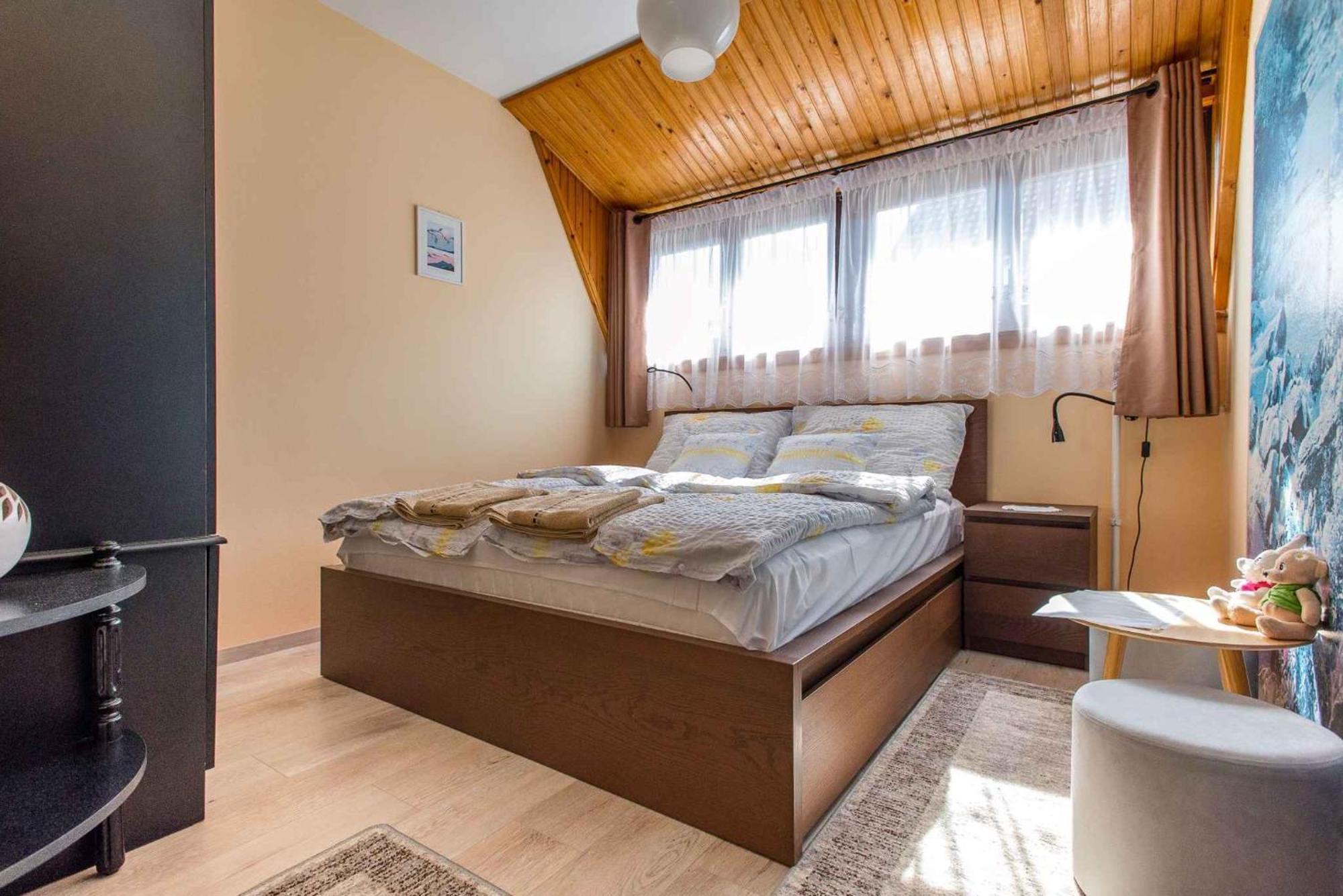 Apartment In Balatonkeresztur 48113 Exterior photo