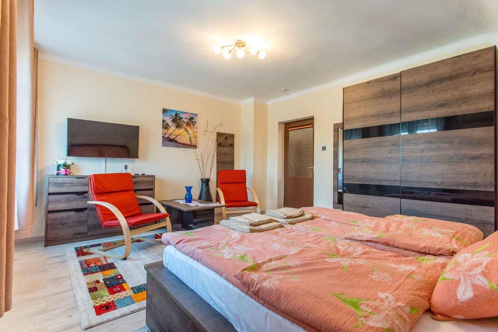 Apartment In Balatonkeresztur 48113 Exterior photo